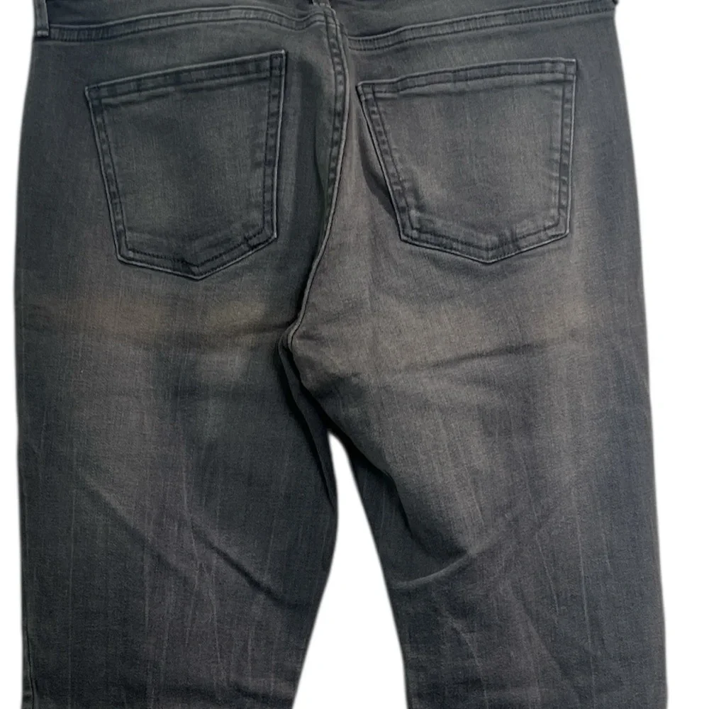 Calvin Klein chic versatile